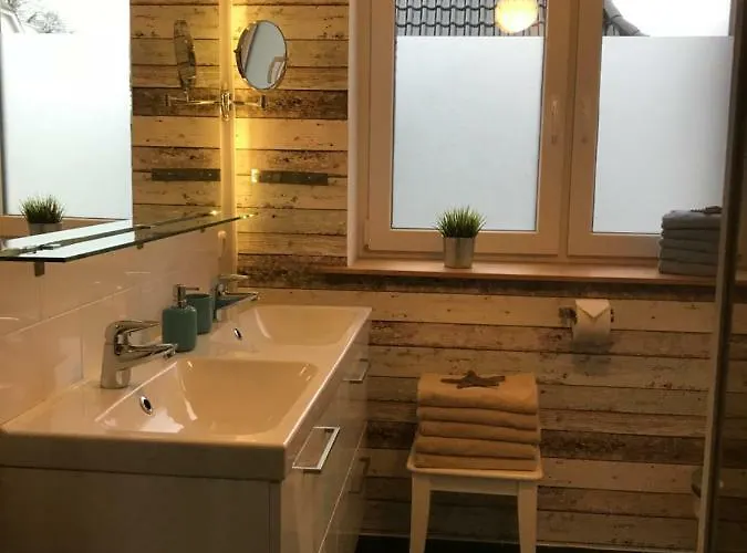 Seaside - Lighthouse